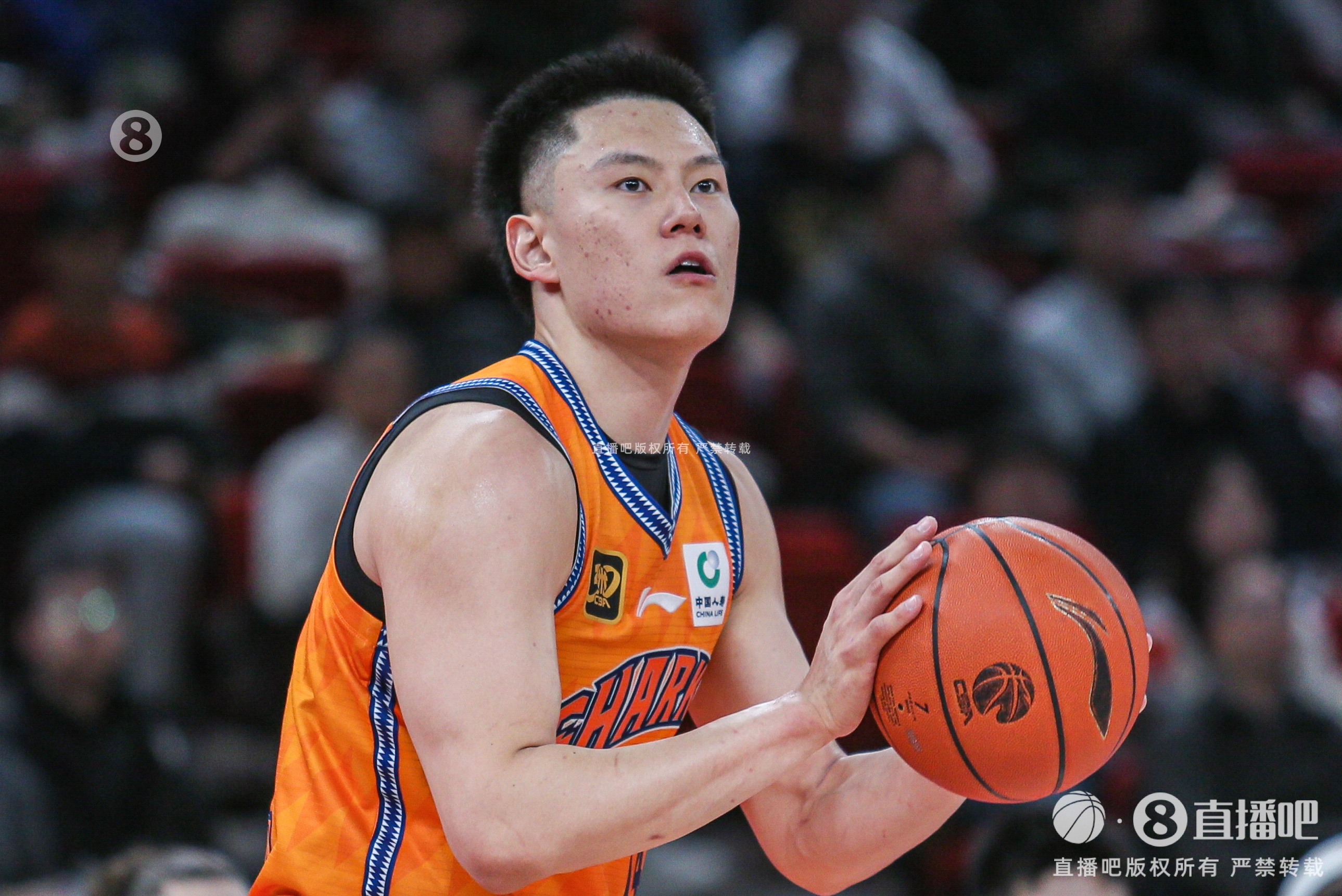 打得还可以!李弘权12中7&4记三分拿下18分6板1助3断
